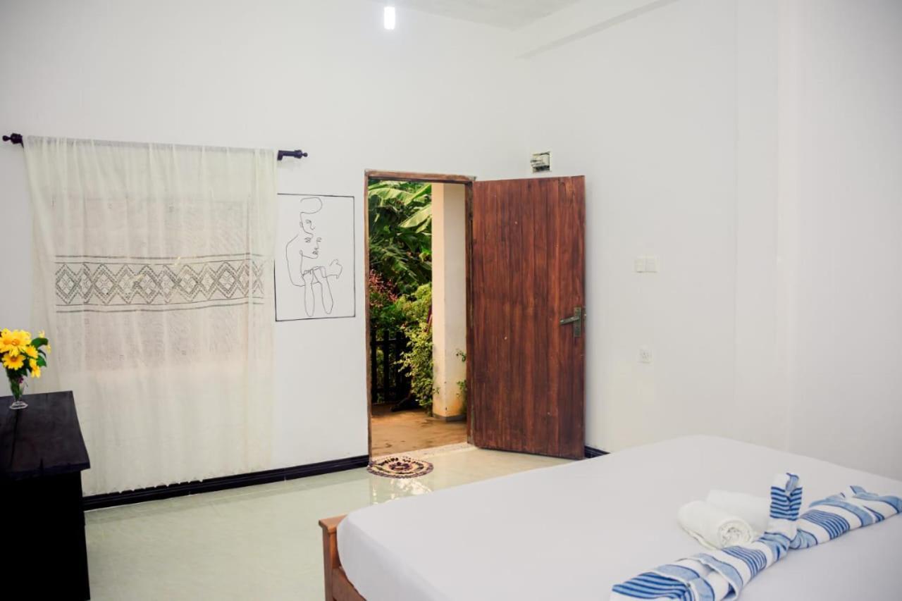 Thatched Villa Tangalle Ngoại thất bức ảnh